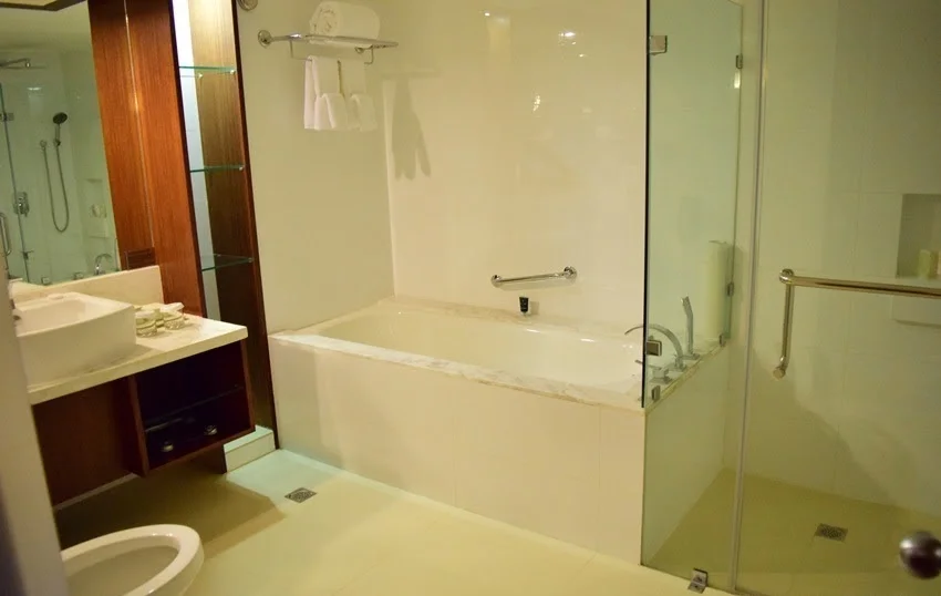 Discovery Suites